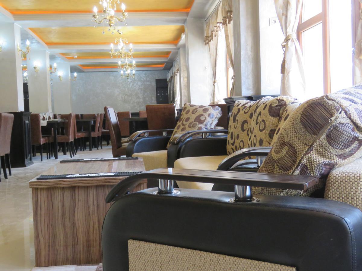 Hotel Foisor Бухарест Екстер'єр фото