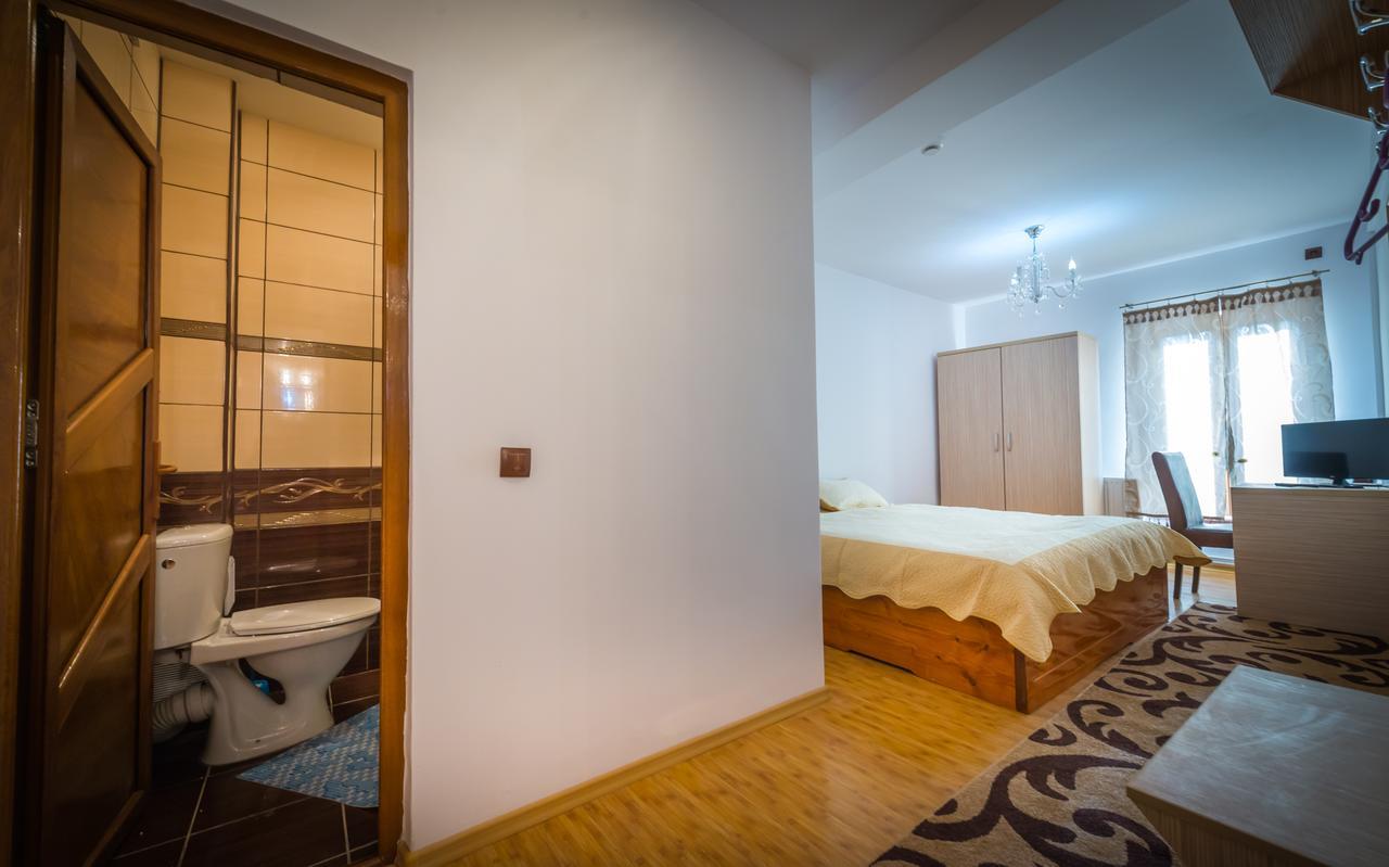 Hotel Foisor Бухарест Екстер'єр фото